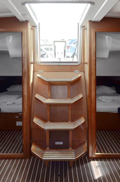 Book yachts online - sailboat - Bavaria Cruiser 41 - Anemos - rent