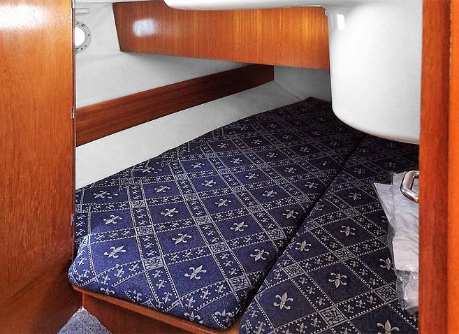 Book yachts online - sailboat - Sun Odyssey 37.1 - Jacob - rent