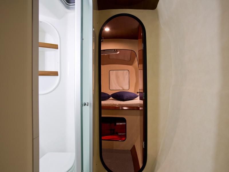 Book yachts online - catamaran - Athena 38 (4+2 cab) - SWAN - rent