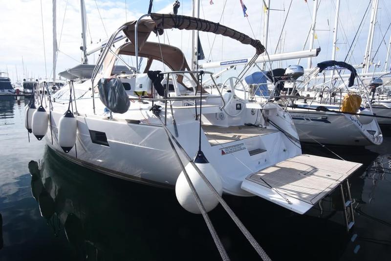 Book yachts online - sailboat - Elan 45 Impression - TWILIGHT  - rent