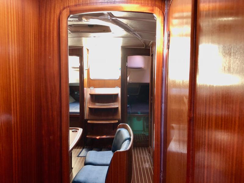 Book yachts online - sailboat - Bavaria 44 - Mind the Step - rent