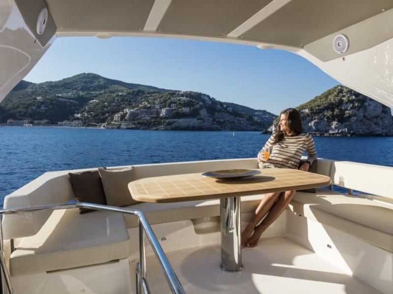 Book yachts online - motorboat - Absolute 50 Fly - Acrobat - rent