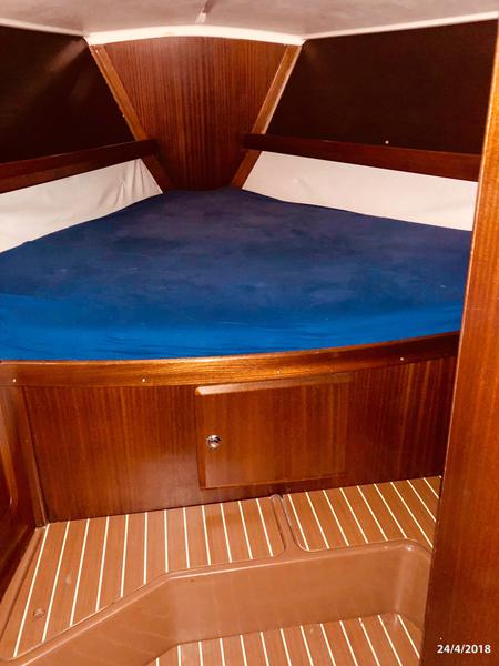 Book yachts online - sailboat - Bavaria 38 - Oniro - rent