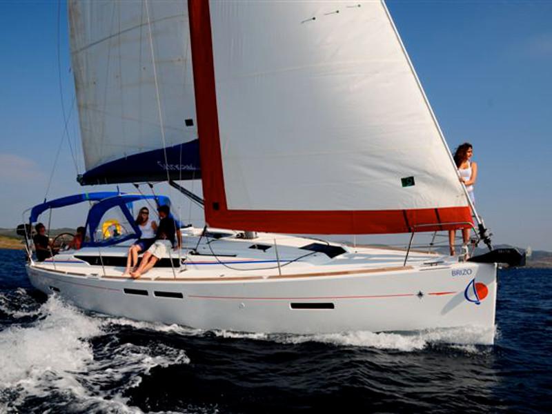 Book yachts online - sailboat - Sunsail 41.1 - Sunsail 41.1 (2011) - rent