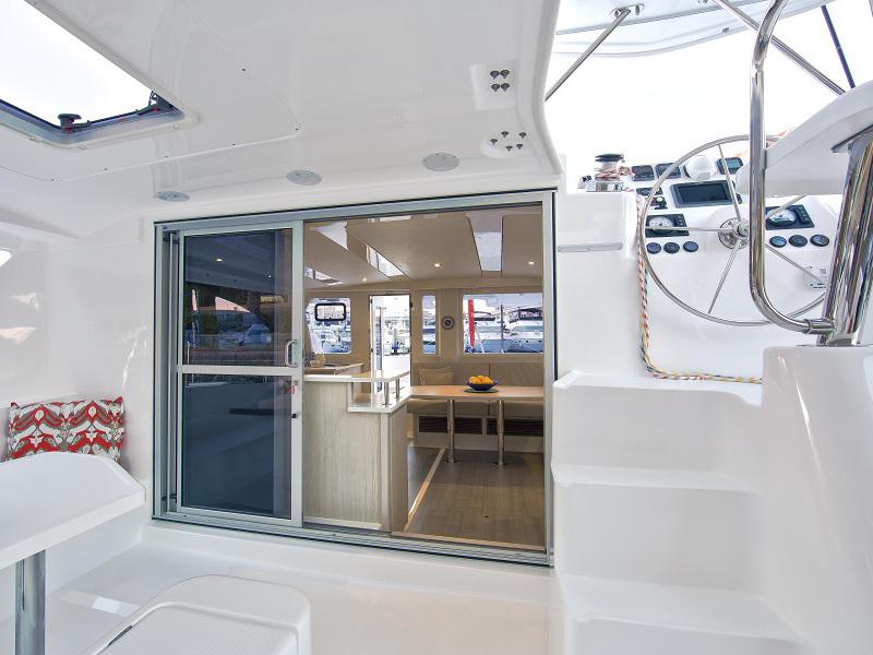 Book yachts online - catamaran - Sunsail 444 - Sunsail 444 (2012) - rent