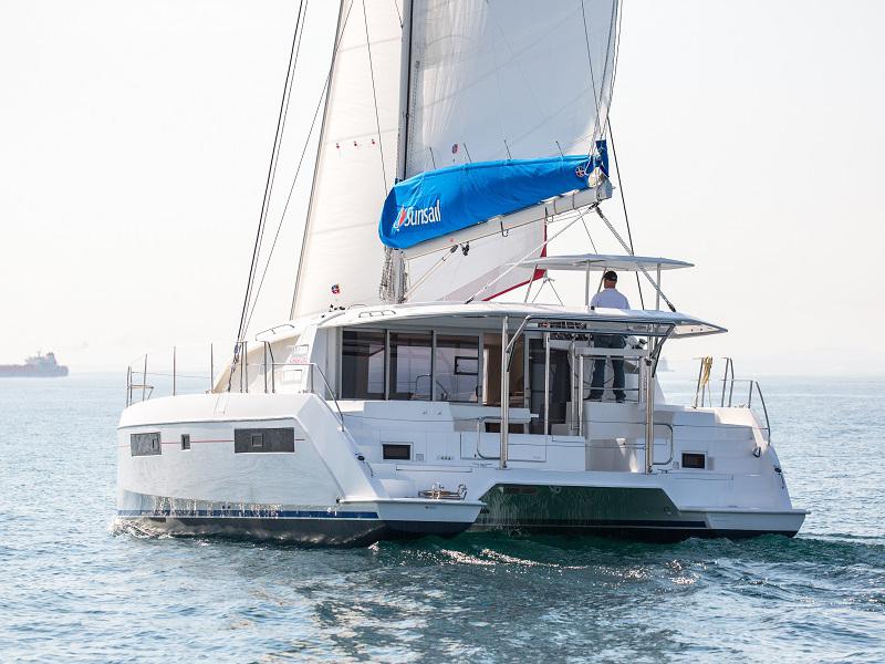 Book yachts online - catamaran - Sunsail 404 - Sunsail 404 (2018) - rent