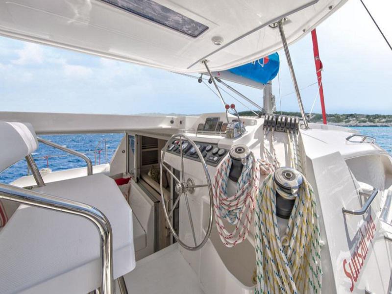 Book yachts online - catamaran - Sunsail 404 - Sunsail 404 (2015) - rent