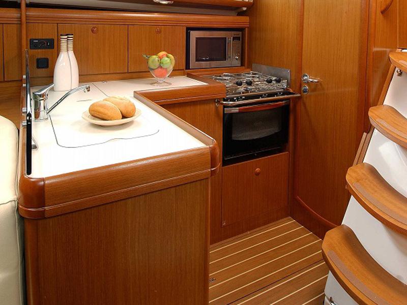Book yachts online - sailboat - Sunsail 36i - Sunsail 36i (2008) - rent