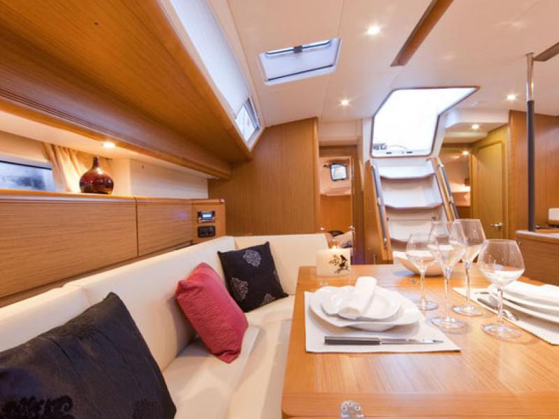 Book yachts online - sailboat - Sunsail 53 - Sunsail 53 (2011) - rent