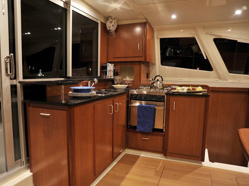 Book yachts online - catamaran - Sunsail 444 - Sunsail 444 (2013) - rent