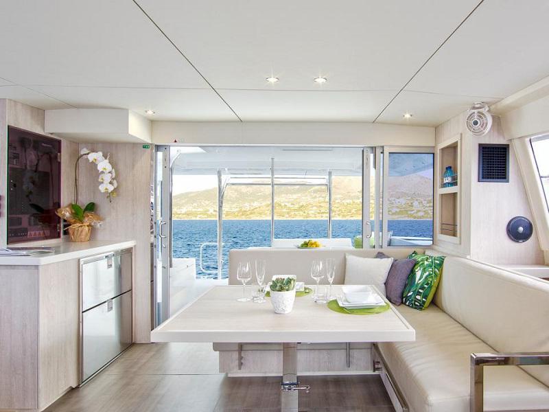 Book yachts online - catamaran - Sunsail 404 - Sunsail 404 (2018) - rent