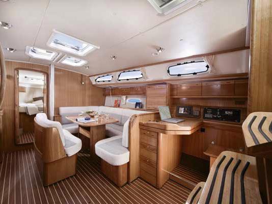 Book yachts online - sailboat - Bavaria 40 Cruiser - B40-09 - rent