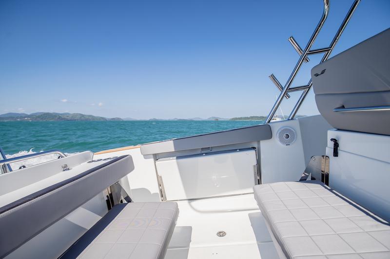 Book yachts online - motorboat - Beneteau Flyer 8.8 - Nauti One - rent