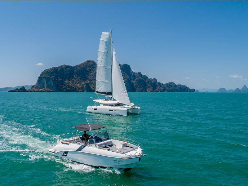 Book yachts online - motorboat - Beneteau Flyer 8.8 - Nauti One - rent