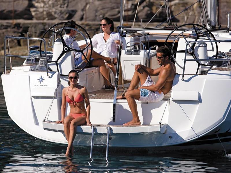Book yachts online - sailboat - Sun Odyssey 519 -  6 cabs - MARINA - rent