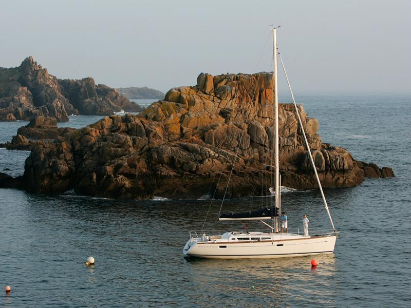 Book yachts online - sailboat - Sun Odyssey 42 i - ARETTE - rent