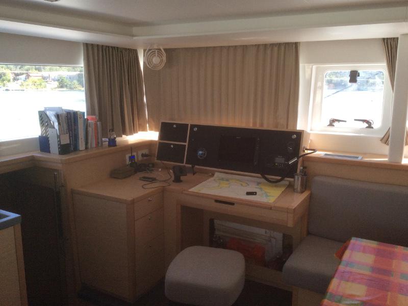 Book yachts online - catamaran - Lagoon 450 - Delicia - rent