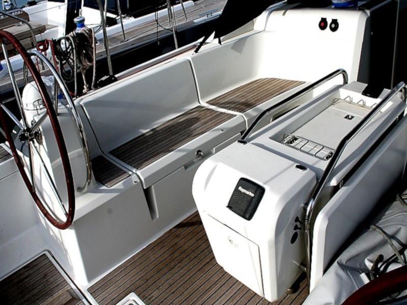 Book yachts online - sailboat - Sun Odyssey 509 - IQ - rent