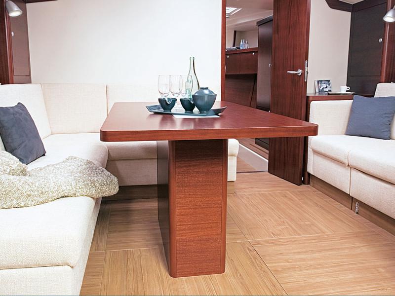 Book yachts online - sailboat - Hanse 470 - Einar - rent
