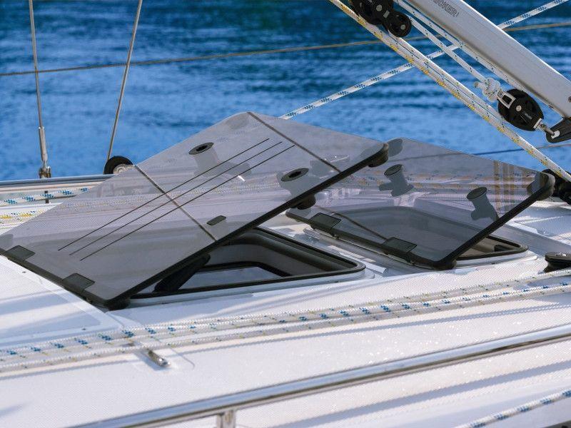 Book yachts online - sailboat - Bavaria 34 Cruiser - Be Happy - rent