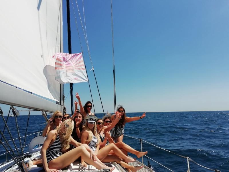 Book yachts online - sailboat - Jenneau Sun Odyssey 45 - Barefoot - rent