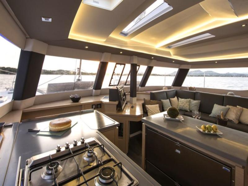 Book yachts online - catamaran - Saba 50 - Anna Isabella - rent
