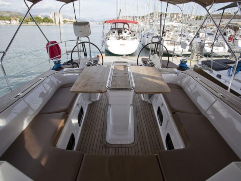Book yachts online - sailboat - Elan Impression 50 - Sunrise - rent