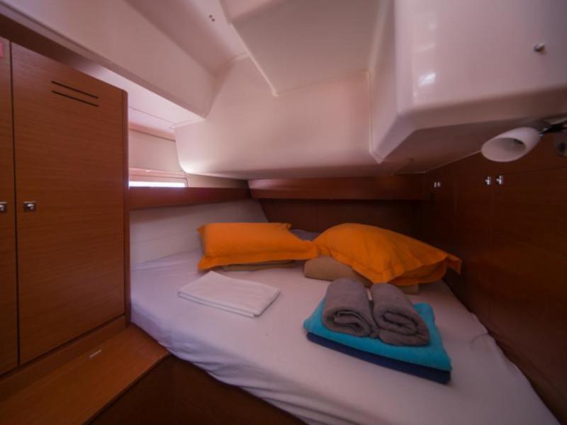 Book yachts online - sailboat - Dufour 460 Grand Large - Boece - rent