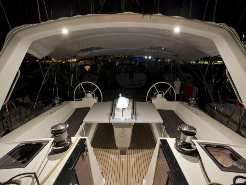 Book yachts online - sailboat - Oceanis 48 (10-4) - Lady Bug I - rent