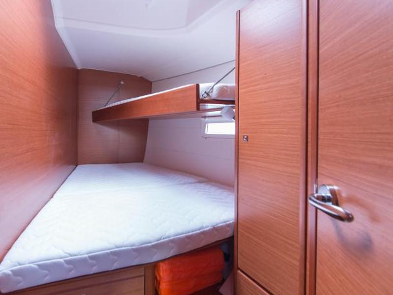 Book yachts online - sailboat - Dufour 460 Grand Large - Lucrece - rent