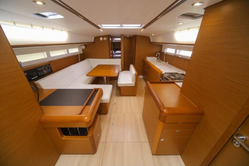 Book yachts online - sailboat - Sun Odyssey 519 - Malake - rent