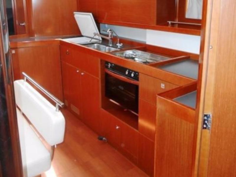 Book yachts online - sailboat - Oceanis 45 - IKARIA - rent