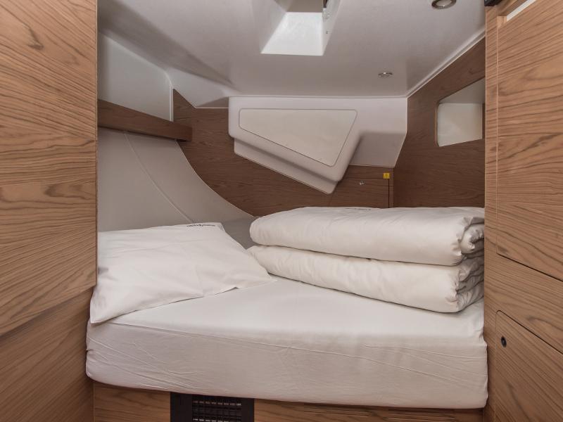 Book yachts online - sailboat - Elan 50 Impression - WIZARD - rent