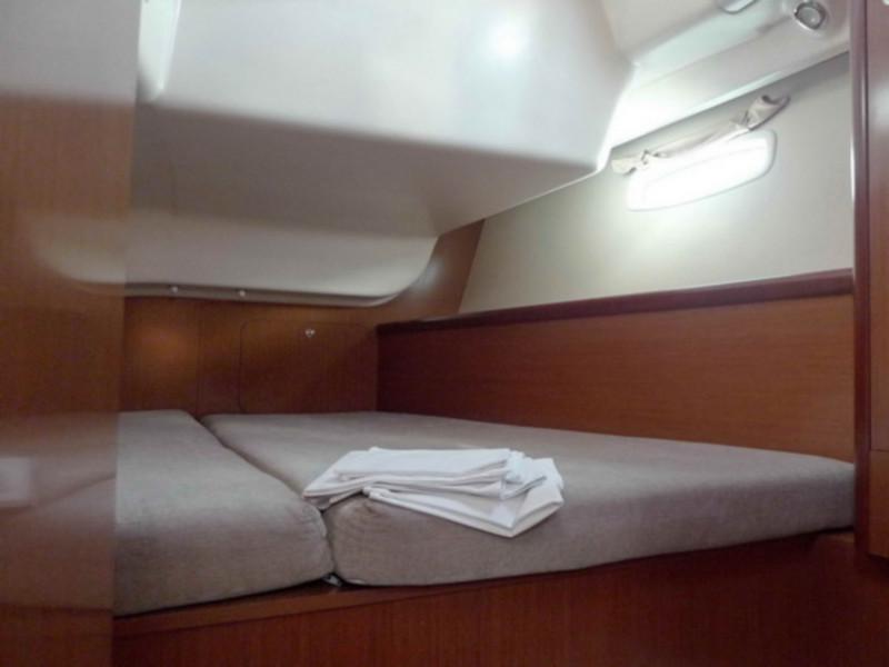 Book yachts online - sailboat - Oceanis 43 - Zen - rent