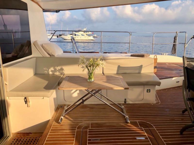 Book yachts online - catamaran - Sunreef 62 - Zimit - rent