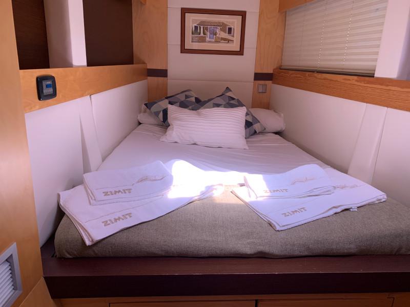 Book yachts online - catamaran - Sunreef 62 - Zimit - rent