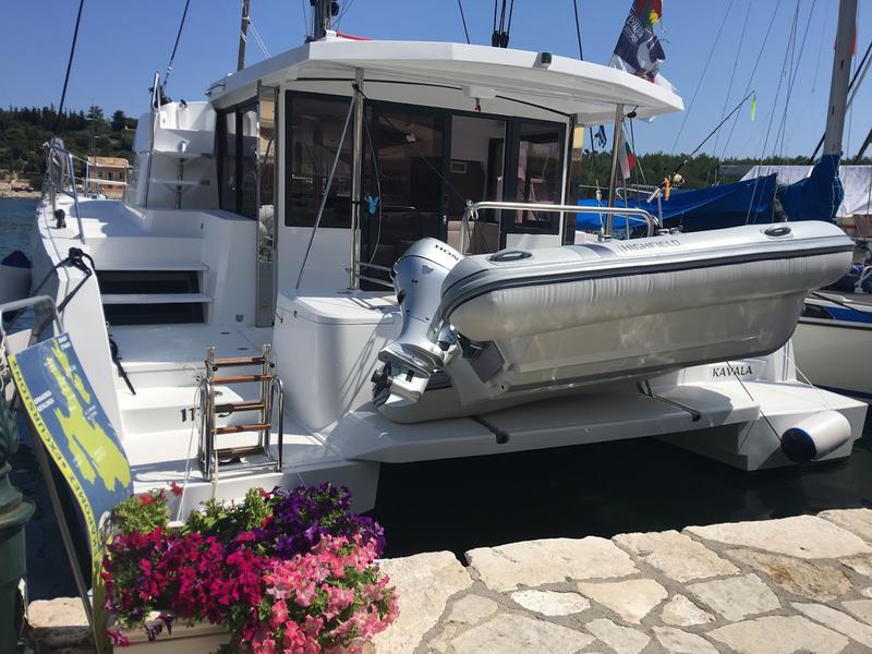Book yachts online - catamaran - Bali 4.1 - Iris - rent