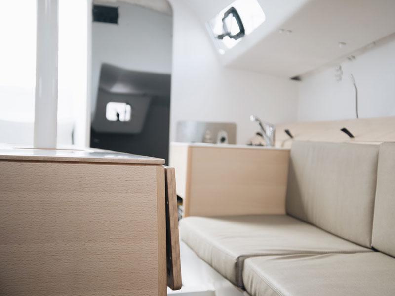 Book yachts online - sailboat - Pogo 30 - Acrux - rent