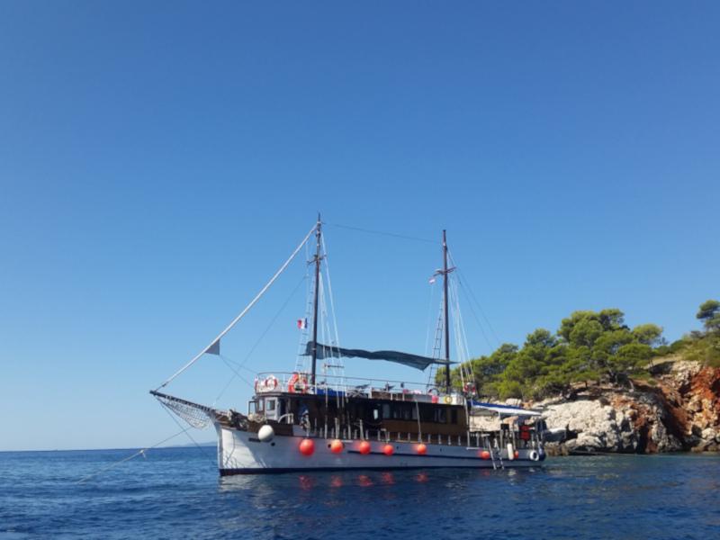 Book yachts online - other - Gulet - Orao - rent