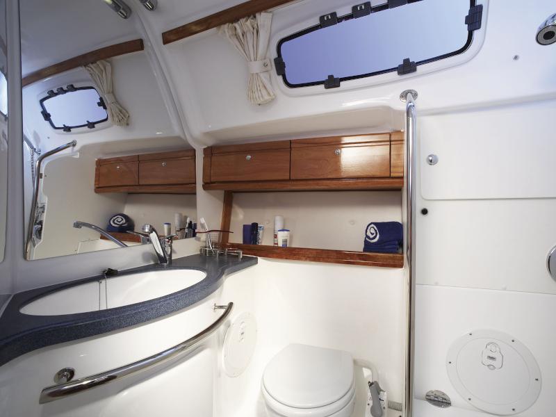 Book yachts online - sailboat - Bavaria Cruiser 46 - Tao - rent