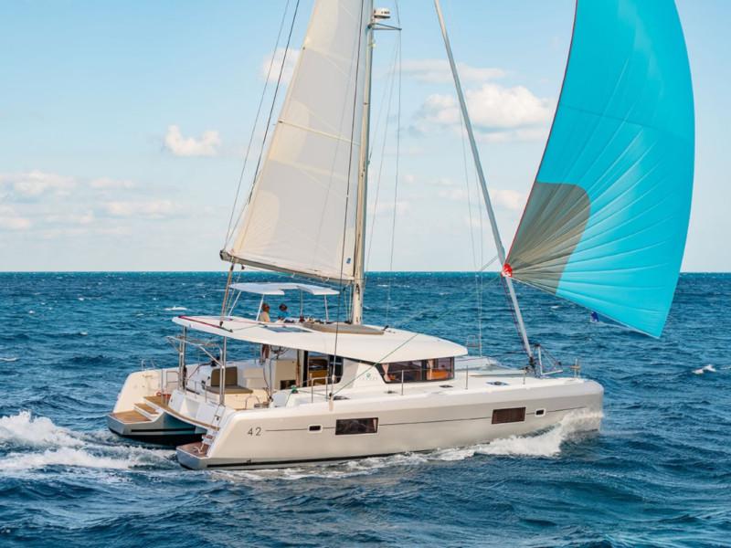 Book yachts online - catamaran - Lagoon 42 - Tethys - A/C &amp; Watermaker &amp; Generator - 4+2 Cabins/4 Heads - rent