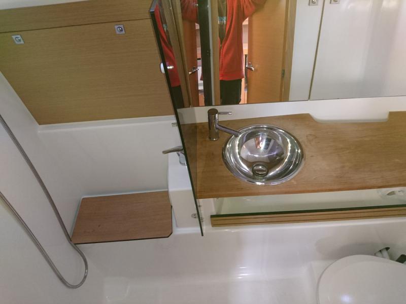 Book yachts online - sailboat - Dufour 410 Grand Large 8 - Geronimo - rent