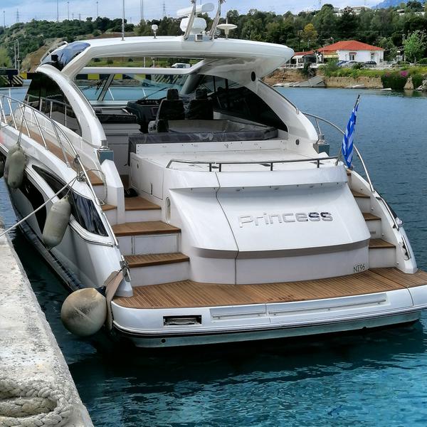 Book yachts online - motorboat - Princess V53 - Princess - rent