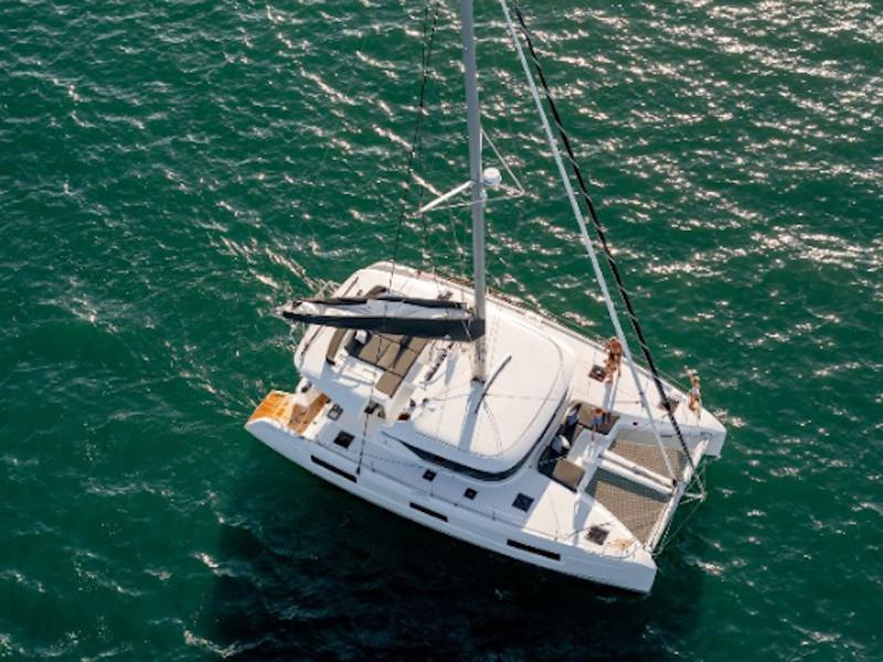 Book yachts online - catamaran - Lagoon 46 - Sbronzo - rent