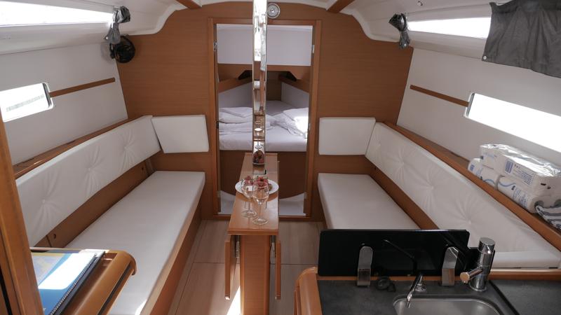Book yachts online - sailboat - Sun Odyssey 349 - Cica - rent