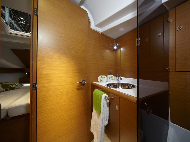 Book yachts online - sailboat - Sun Odyssey 439 - On Blue - rent