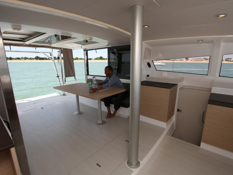 Book yachts online - catamaran - Bali 4.3 - KOS 43.1 - rent