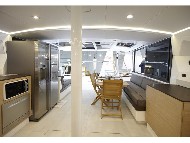 Book yachts online - catamaran - Bali 4.3 - KOS 43.1 - rent