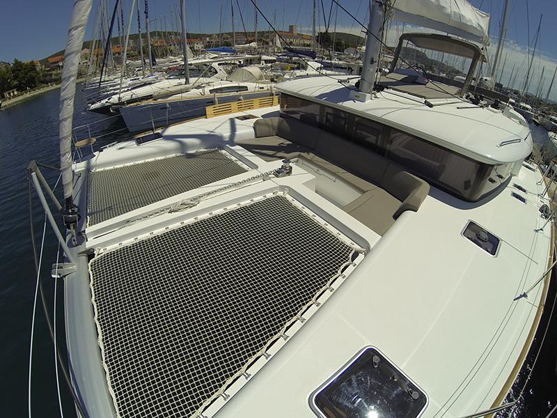 Book yachts online - catamaran - Lagoon 450 - Juraj - rent