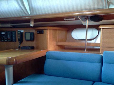 Book yachts online - sailboat - Sun Odyssey 37 - Lina - rent